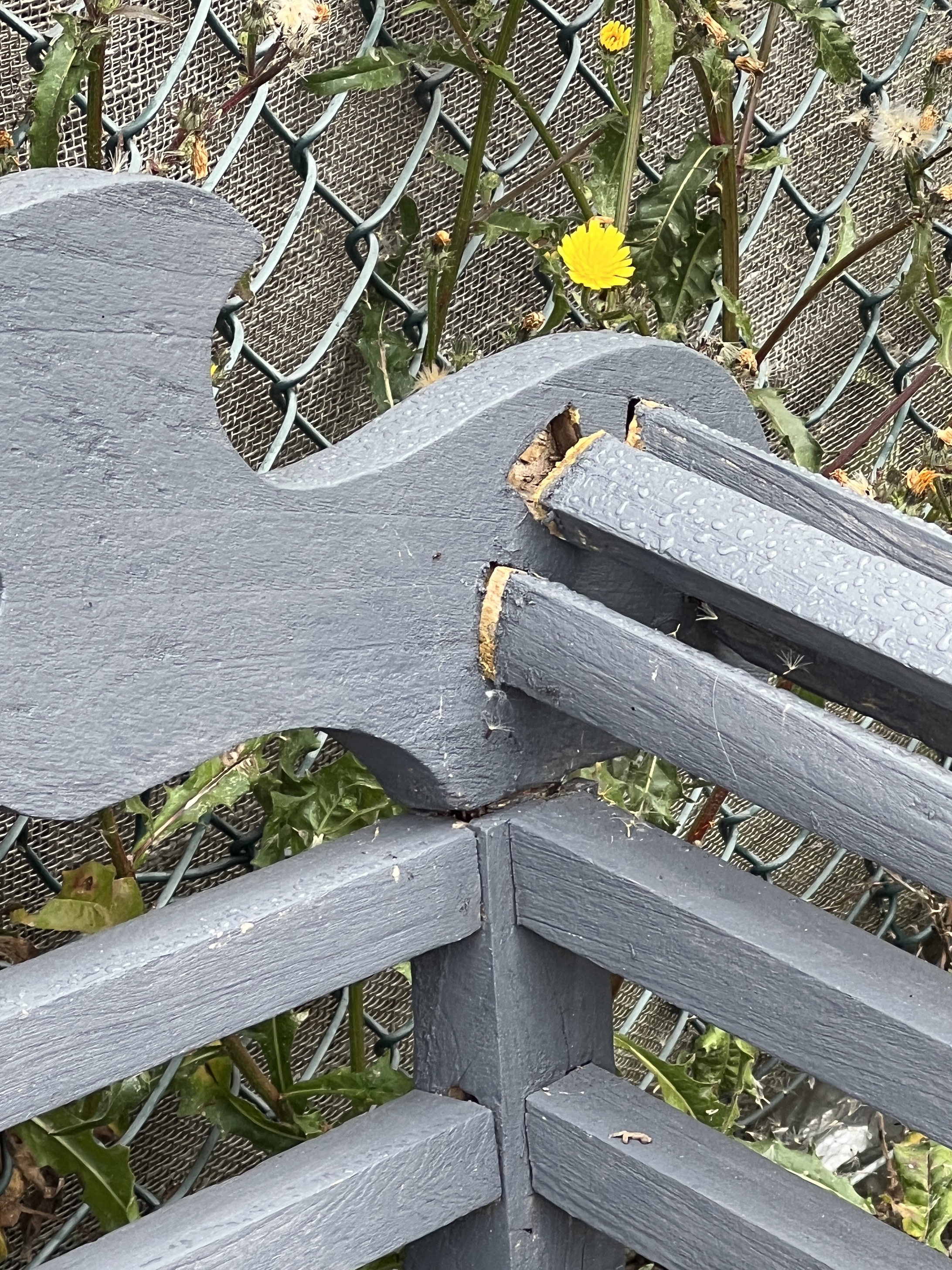 A Lutyens style painted teak garden bench (a.f.), length 160cm, width 58cm, height 105cm